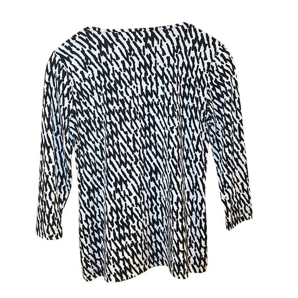 Chico's - Black and White Patterned Top - Size 0 - Picture 2 of 10
